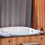 Alpenchalets Zugspitze By Alps 샬레 *