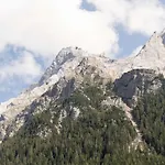 Alpenchalets Zugspitze By Alps 샬레
