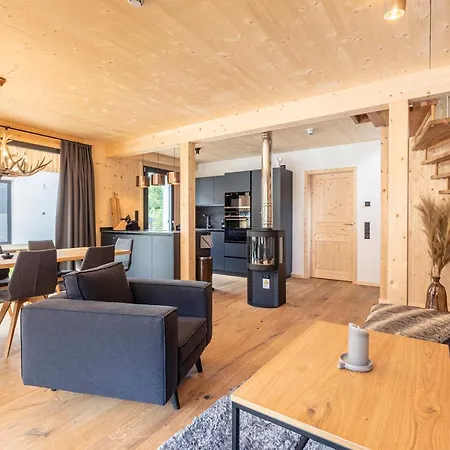 Alpenchalets Zugspitze By Alps شاليه ببيرفيير