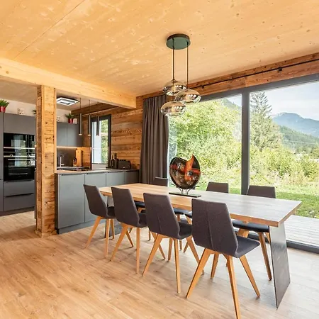 Alpenchalets Zugspitze By Alps Dağ evi